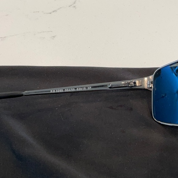 Like new Ray-Ban polarized sunglasses - Picture 3 of 6